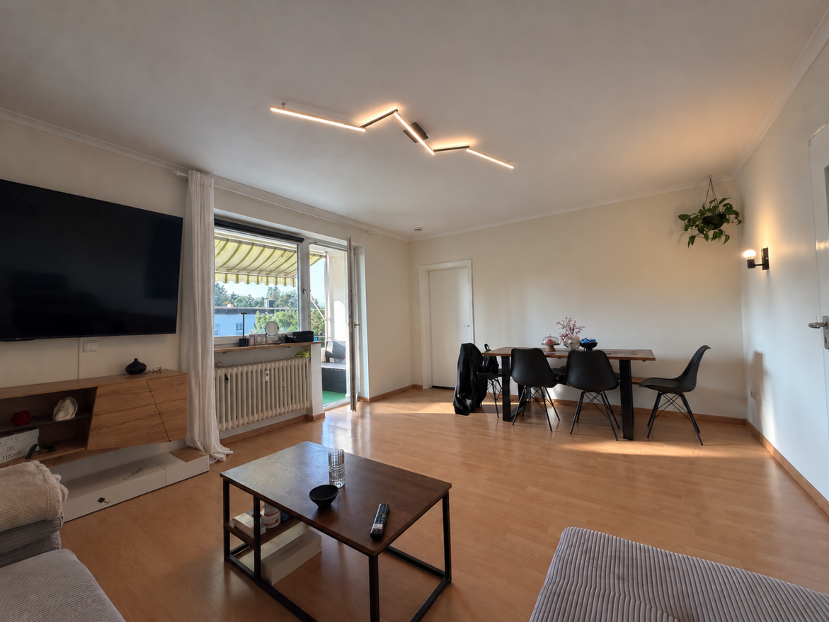 SOFORT BEZIEHBAR – Attraktive 3,5 Zimmerwohnung mit Loggia am Bahnhof, 85435 Erding, Etagenwohnung
