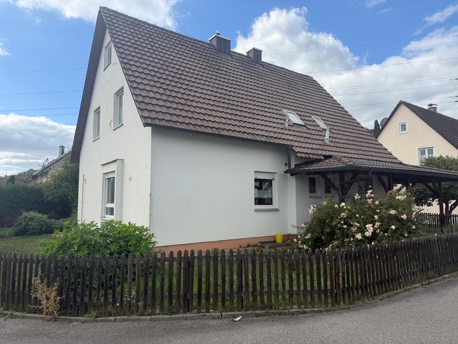 Solides Einfamilienhaus mit viel Gestaltungsspielraum in Altdorf, 84032 Altdorf, Einfamilienhaus